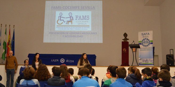 fotografía alumnos asistentes a la jornada en Écija