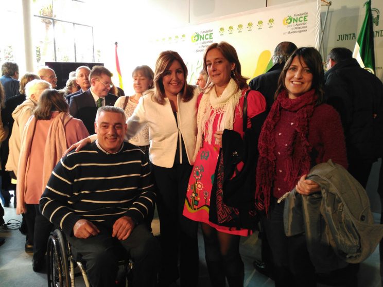 Fotografía X Aniversario Foaps, Susana Díaz, Juan José Lara y más asistentes