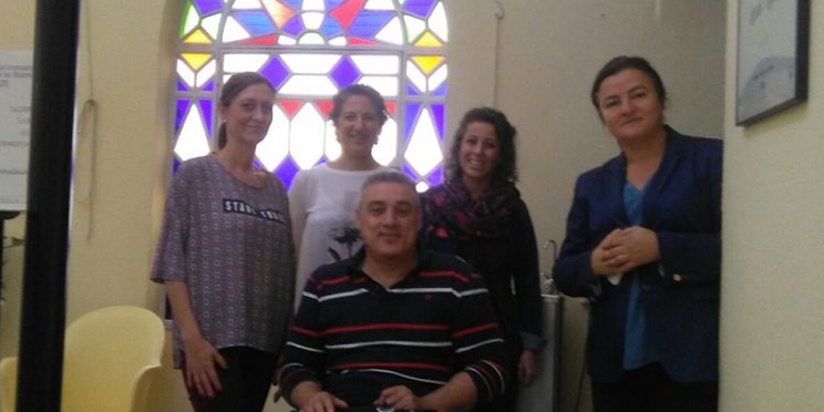 fotografía asistentes a la reunión técnica en el Instituto Andaluz de la Mujer (IAM)