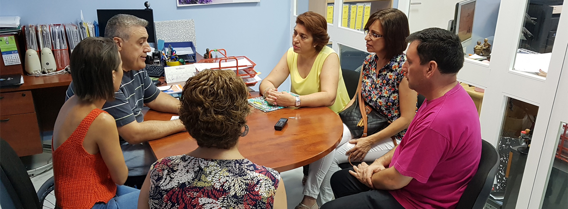 Fotografía asistentes reunión Abriendo Caminos y FAMS COCEMFE Sevilla