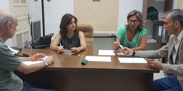 Fotografía participantes de la reunión entre CAFS y FAMS COCEMFE Sevilla