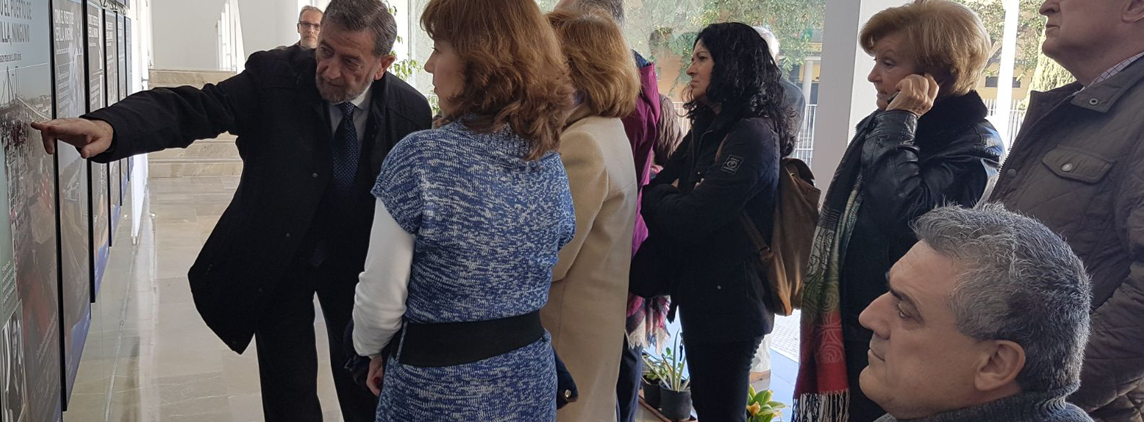 fotografía asistentes exposición ‘Como el Puerto de Sevilla, ninguno’