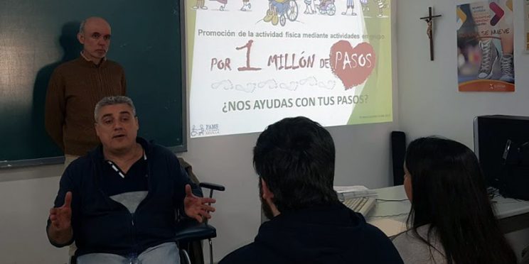 fotografía participantes campaña un millón de pasos