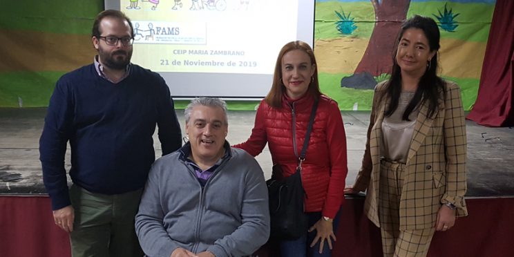 Fotografía asistente jornadas CEIP María Zambrano