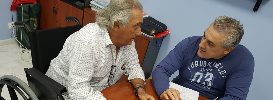 fotografía reunión representantes de ADISMON y FAMS COMCEFE Sevilla