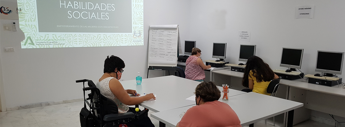 Fotografía participantes en el taller