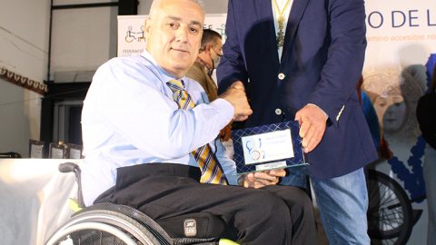 Fotografía Entrega reconocimiento La acogida de las Hermandades 3