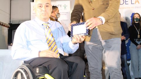 Fotografía Entrega reconocimiento La acogida de las Hermandades 4