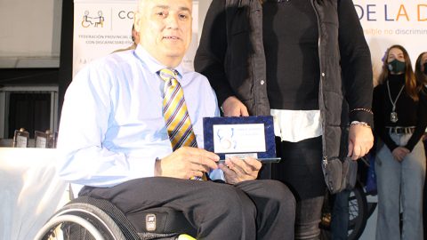 Fotografía Entrega reconocimiento La acogida de las Hermandades 6