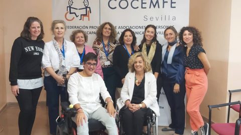 Fotografía I Feria de empleo COCEMFE Sevilla 12
