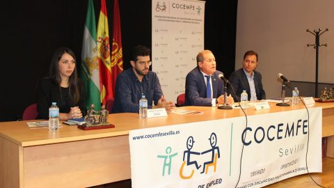 Fotografía I Feria de empleo COCEMFE Sevilla 4