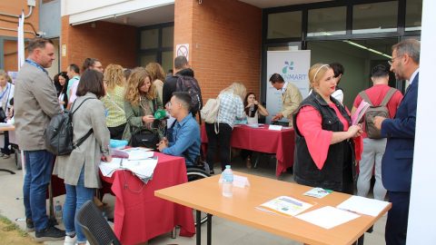 Fotografía I Feria de empleo COCEMFE Sevilla 9