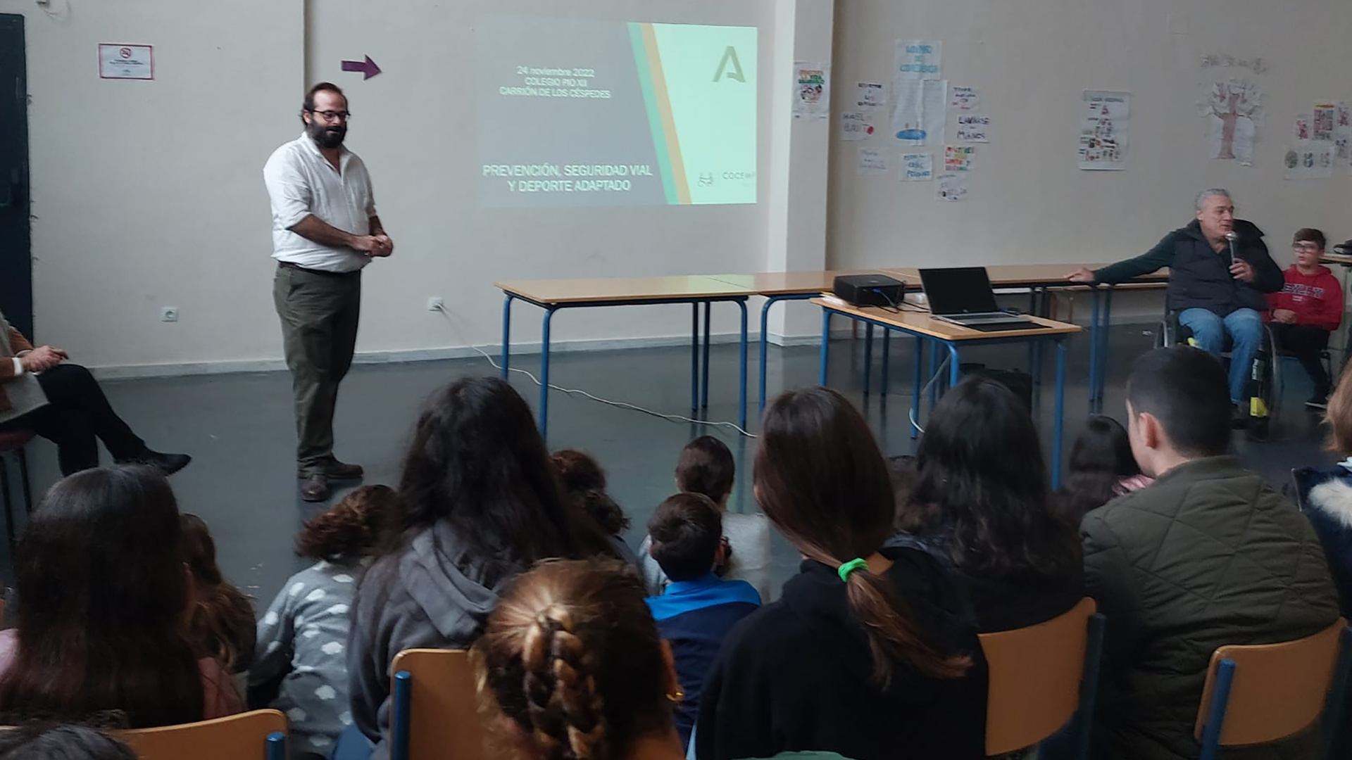 Fotografía CEIP Pío XII de Carrión de los Céspedes