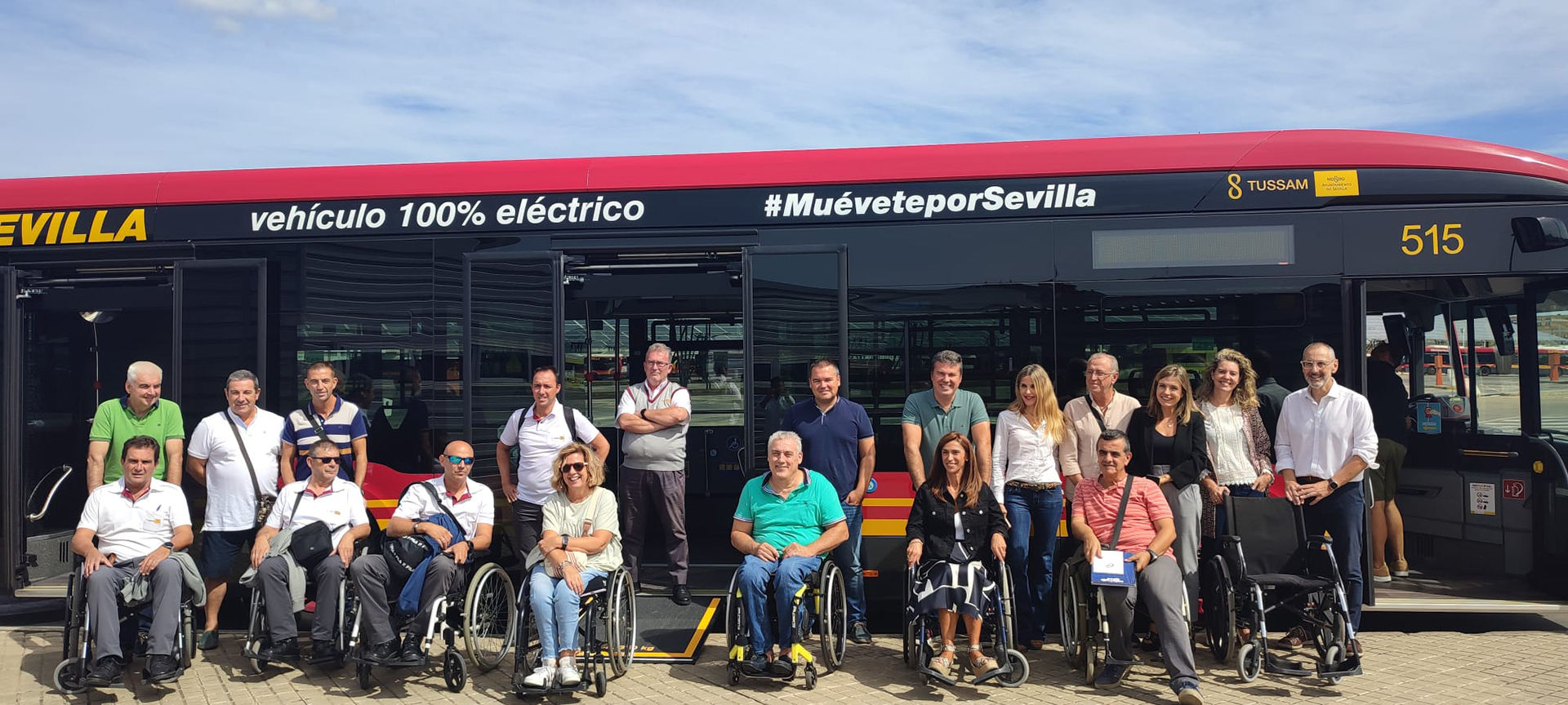 Fotografía Sensibilización TUSSAM Semana Europea de la Movilidad 2023
