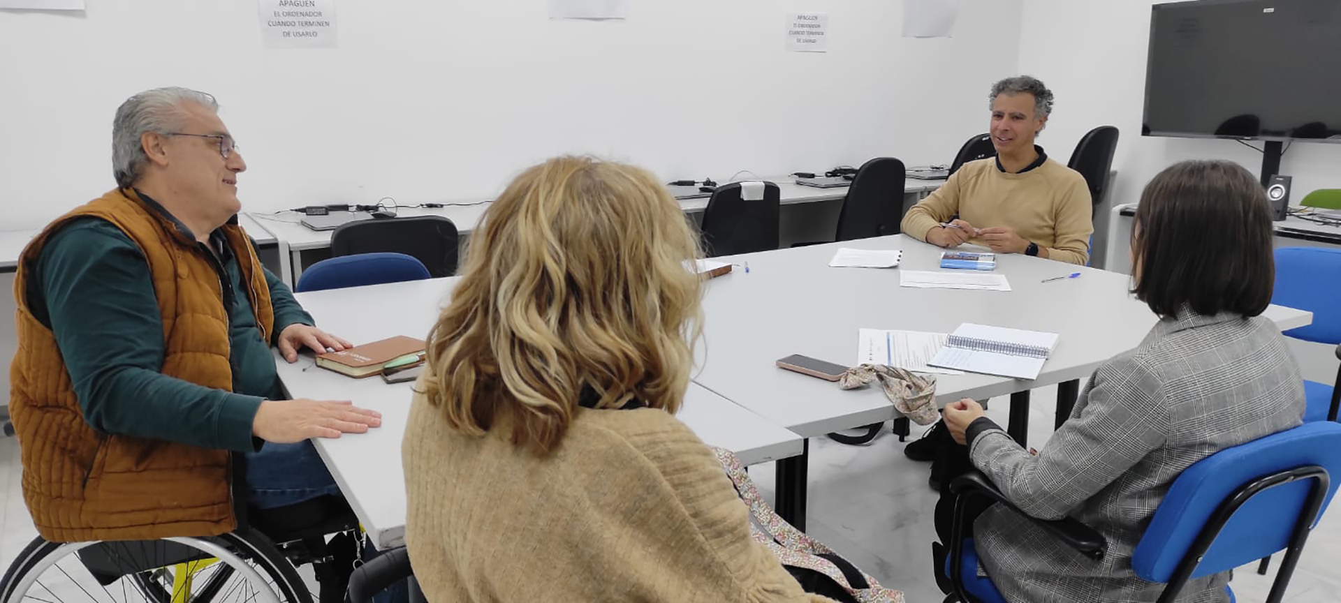 Fotografía Proyectos Integrales para la Inserción Laboral. Reunión Vitalia