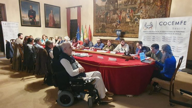 Fotografía participantes de la XV Mesa de Accesibilidad 'Miguel Ramón García'