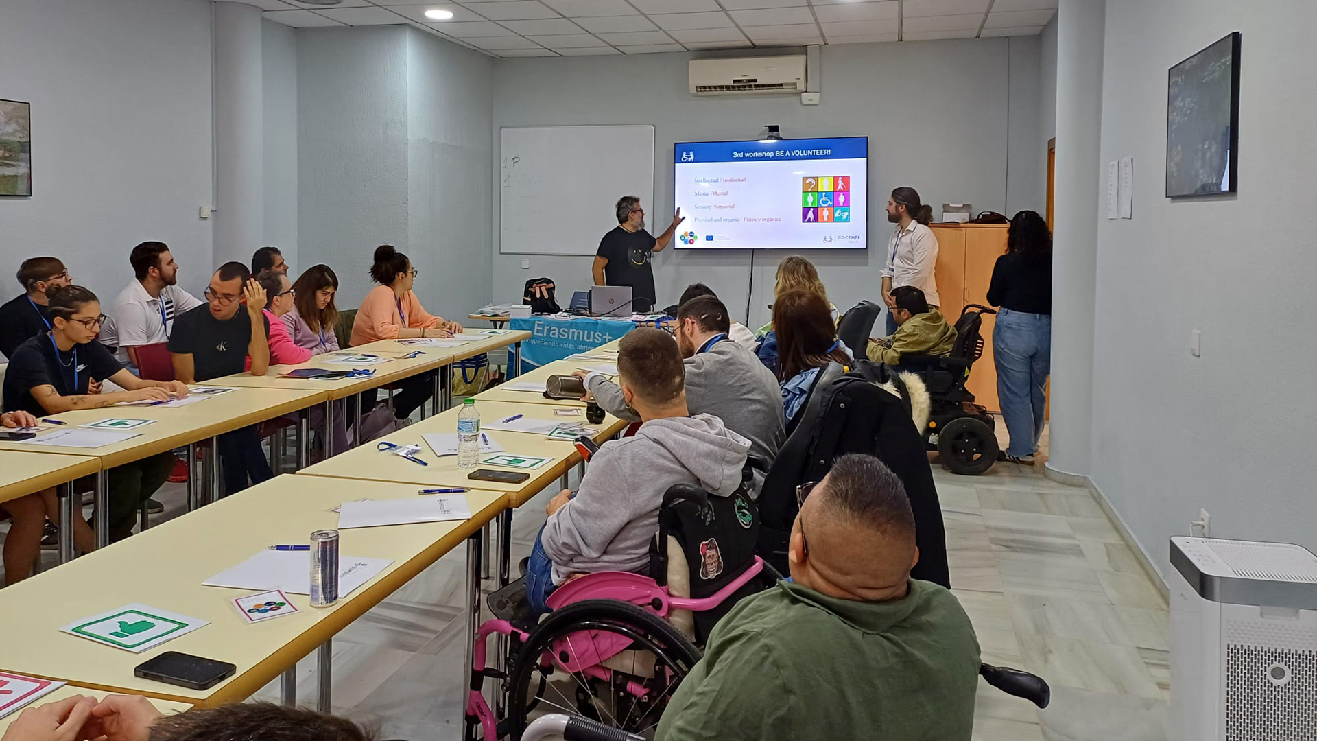Fotografía Tercer taller Be a Volunteer