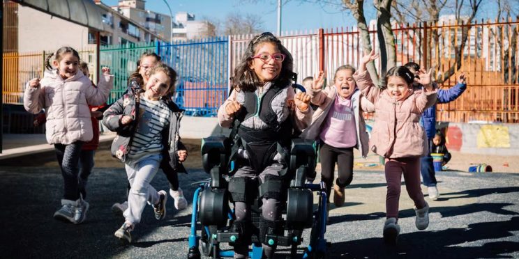 Fotografía exoesqueleto Marsi Bionics de EL PAÍS