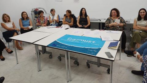 Fotografía participantes programa Safer Path evento Sevilla