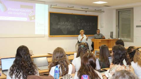 Fotografía jornadas de sensibilización en la FCOM 2025