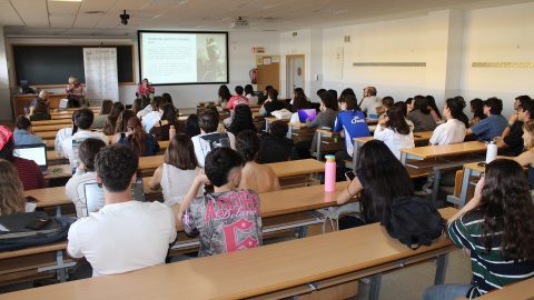Fotografía jornadas de sensibilización en la FCOM 2025