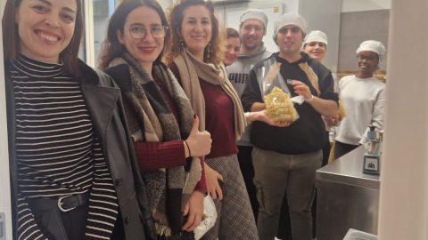 Fotografía equipo Luna Blu Inclusive Check-in Encuentro Italia